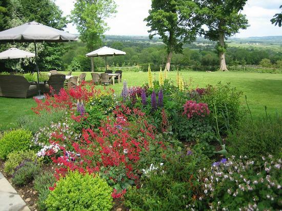 The Feathered Nest Country Inn