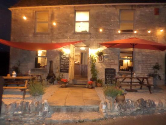 Queen Matilda Country Inn