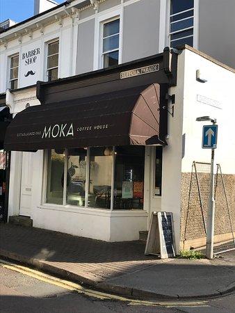 Moka Coffee House