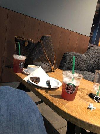 Starbuck Gloucester Retail Park