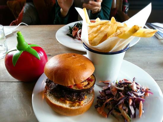 Portivo Lounge Gloucester